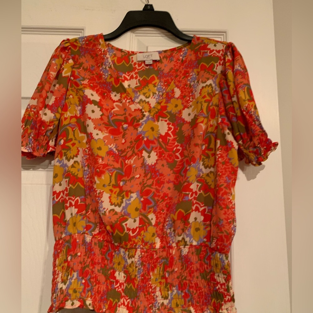 Puff sleeve loft shirt.